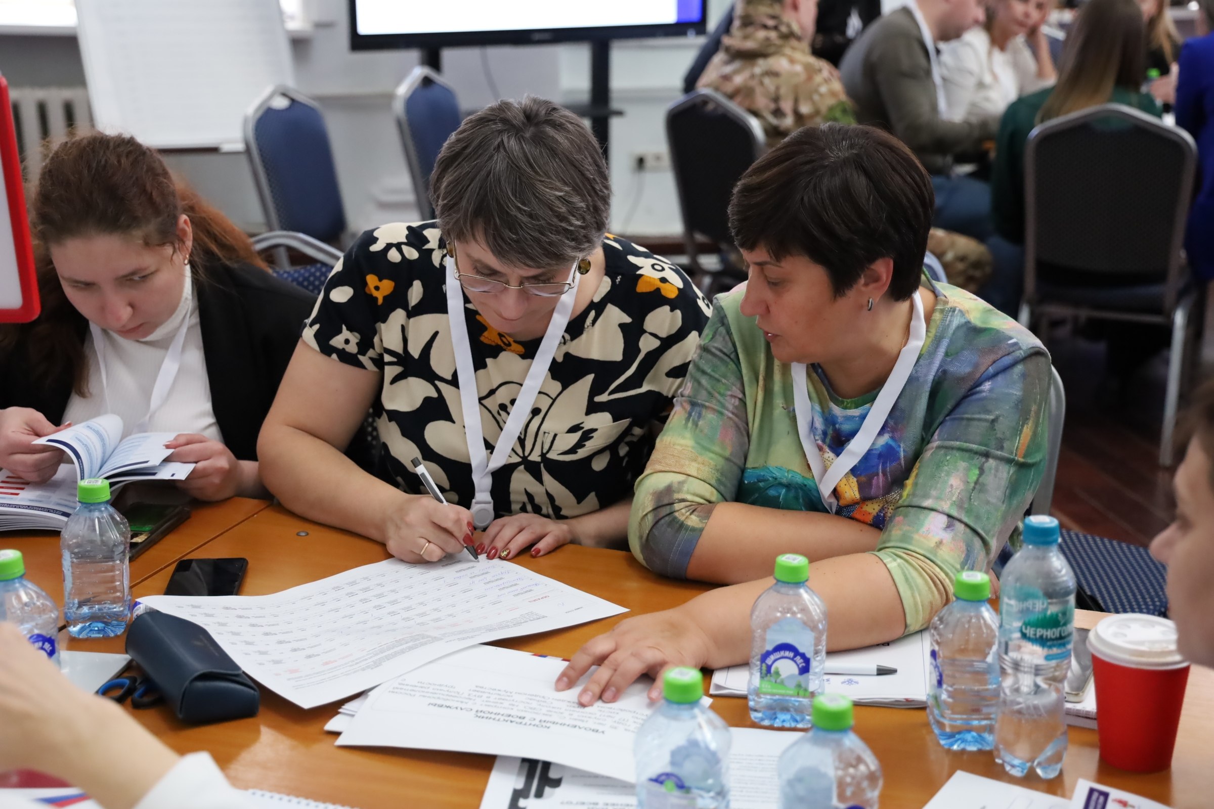 На базе Курского государственного университета состоялся образовательный семинар для представителей государственных и муниципальных органов, а также других организаций, реализующих меры поддержки участников и ветеранов СВО и... На базе Курского государственного университета состоялся образовательный семинар для представителей государственных и муниципальных органов, а также других организаций, реализующих меры поддержки участников и ветеранов СВО и...