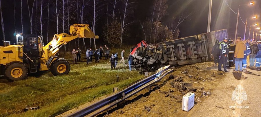 Выявлены поддельные билеты на спектакли с Машковым и Мироновым в Курске Выявлены поддельные билеты на спектакли с Машковым и Мироновым в Курске