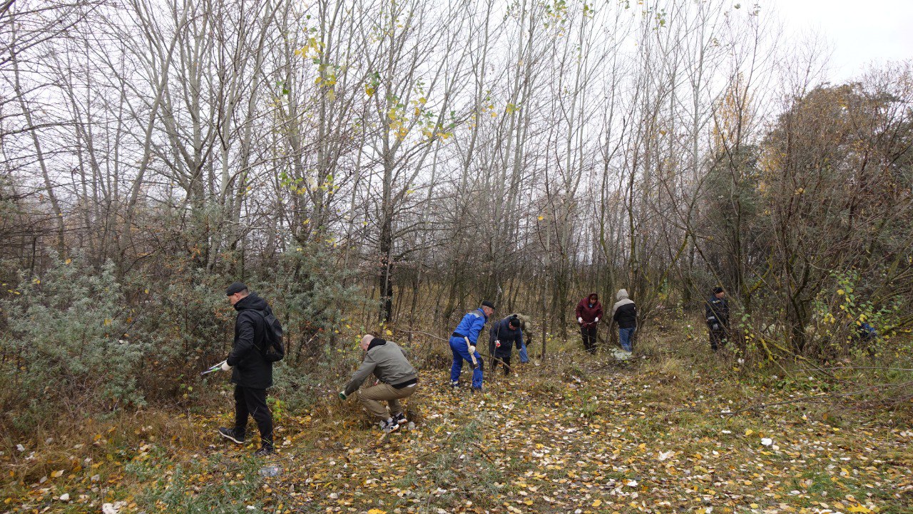 Игорь Корпунков: Вчера еще целый день шел дождь, а сегодня, в день проведения очередного субботника, установилась благоприятная погода