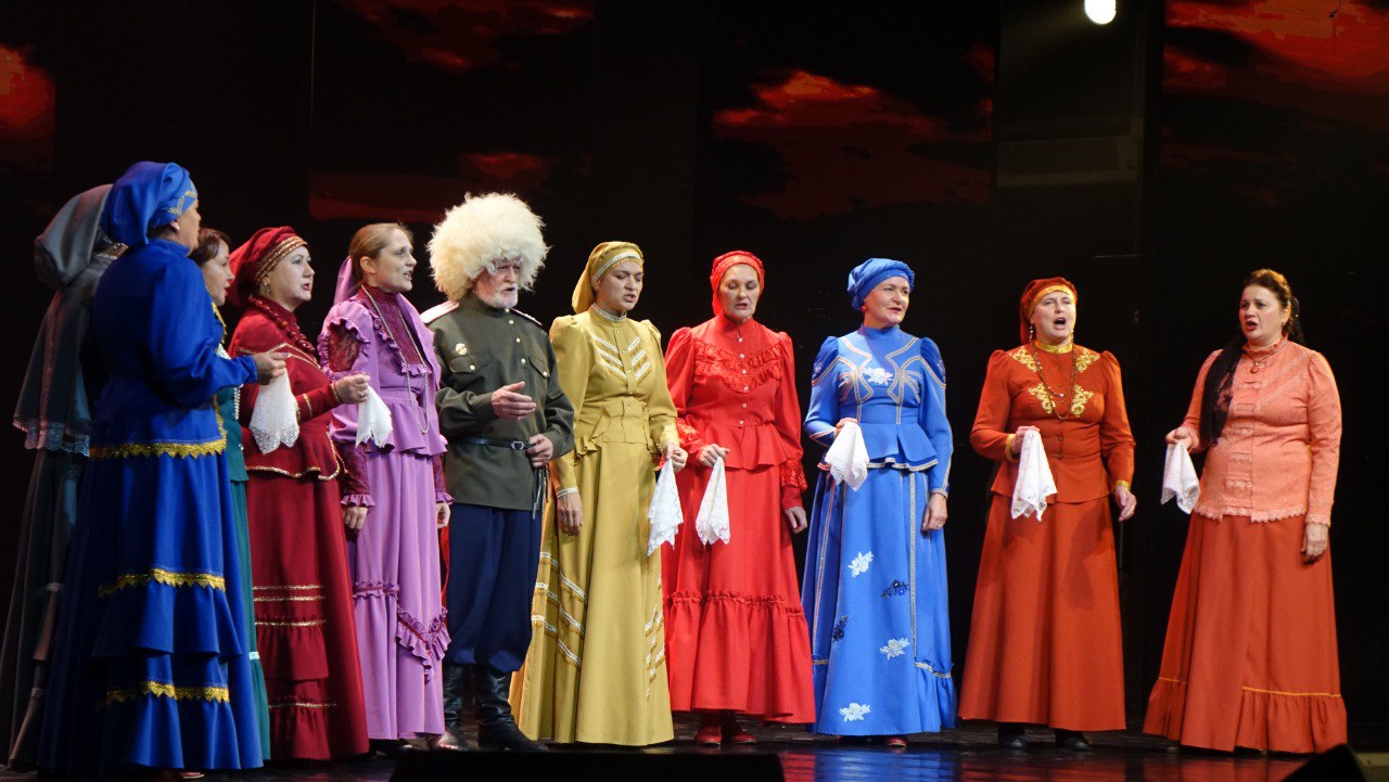 «Широка душа твоя, Россия!» - большой праздничный концерт – замечательный подарок курчатовцам к государственному празднику – Дню народного единства! «Широка душа твоя, Россия!» - большой праздничный концерт – замечательный подарок курчатовцам к государственному празднику – Дню народного единства!