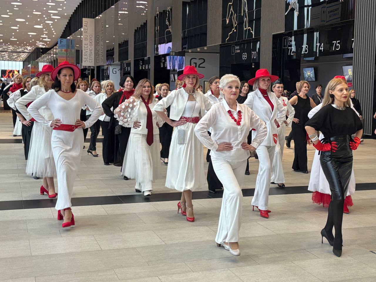 Делегация Курской области принимает участие в работе ХVIII Международного форума «Старшее поколение», который проходит в конгерссно-выставочном центре «Экспофорум» в Санкт-Петербурге Делегация Курской области принимает участие в работе ХVIII Международного форума «Старшее поколение», который проходит в конгерссно-выставочном центре «Экспофорум» в Санкт-Петербурге