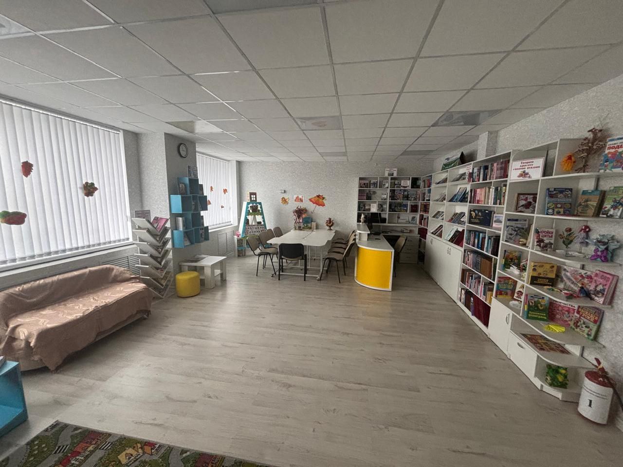 Новое пространство под названием «Бабушкин дом» открылось в детской библиотеке в Медвенском районе Курской области при поддержке нацпроекта «Семья» Новое пространство под названием «Бабушкин дом» открылось в детской библиотеке в Медвенском районе Курской области при поддержке нацпроекта «Семья»