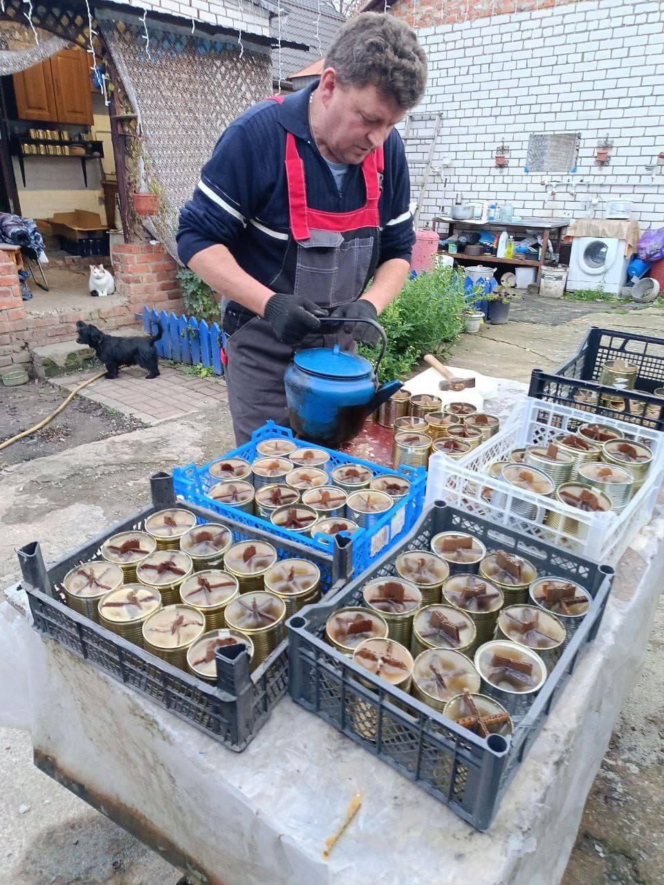 В рамках Всероссийской акции «Россия - семья семей», приуроченной к празднованию Дня народного единства, в Железнодорожном округе прошла акция «Мы вместе» в поддержку военнослужащих - участников специальной военной операции В рамках Всероссийской акции «Россия - семья семей», приуроченной к празднованию Дня народного единства, в Железнодорожном округе прошла акция «Мы вместе» в поддержку военнослужащих - участников специальной военной операции