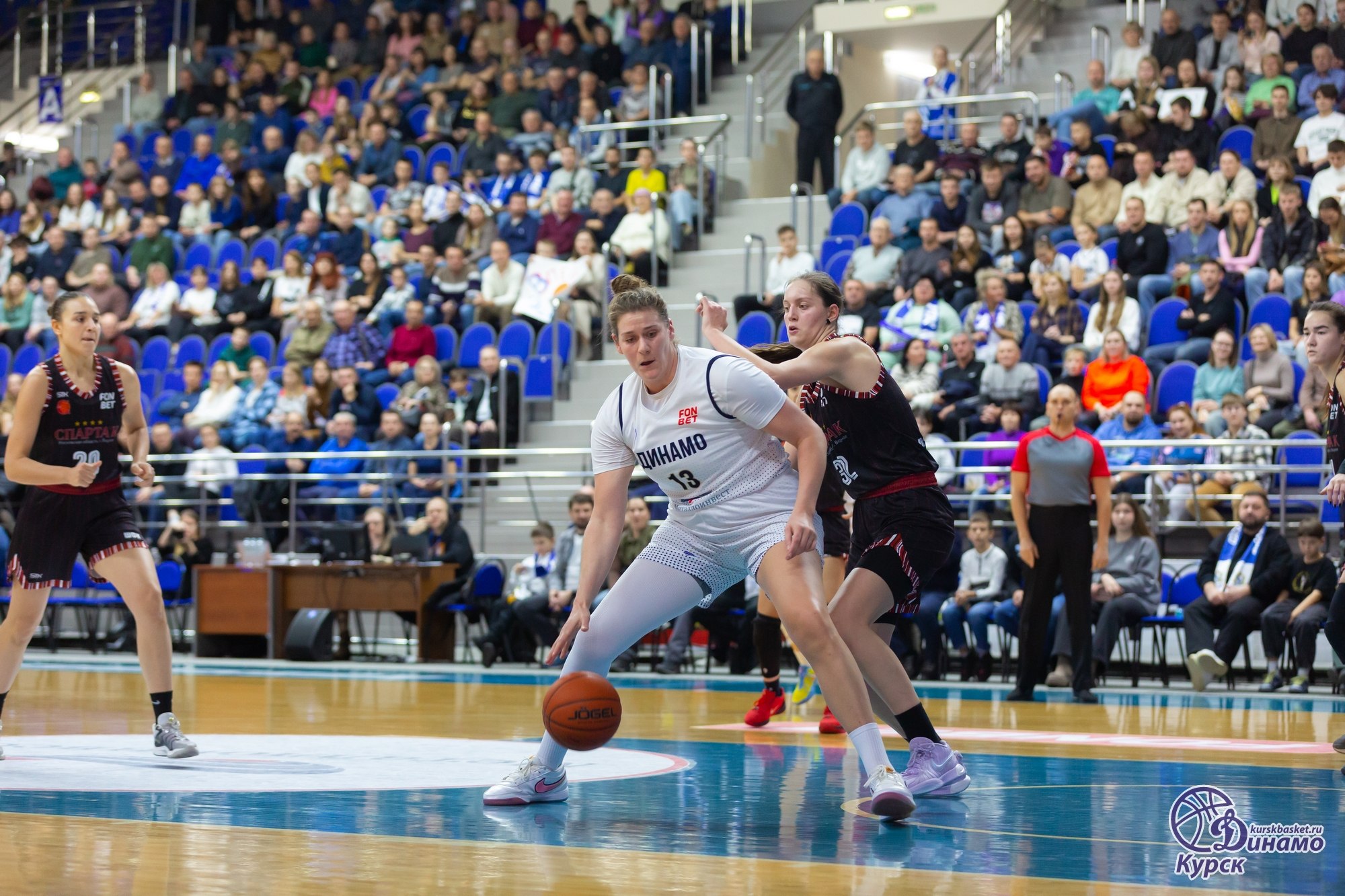 ПОБЕДА НАД «СПАРТОЙ». Курское «Динамо» дома обыграло «Спарта энд К» из Видного со счётом 88:52 (29:14, 16:12, 25:6, 18:20) ПОБЕДА НАД «СПАРТОЙ». Курское «Динамо» дома обыграло «Спарта энд К» из Видного со счётом 88:52 (29:14, 16:12, 25:6, 18:20)