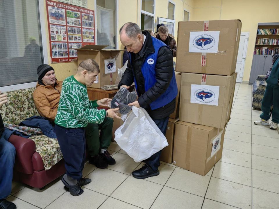 Татьяна Москалькова: Собрали и доставили гуманитарный груз для пациентов одного из приграничных психоневрологических интернатов Курской области, размещенных сегодня в комплексном центре обслуживания и реабилитации... Татьяна Москалькова: Собрали и доставили гуманитарный груз для пациентов одного из приграничных психоневрологических интернатов Курской области, размещенных сегодня в комплексном центре обслуживания и реабилитации...