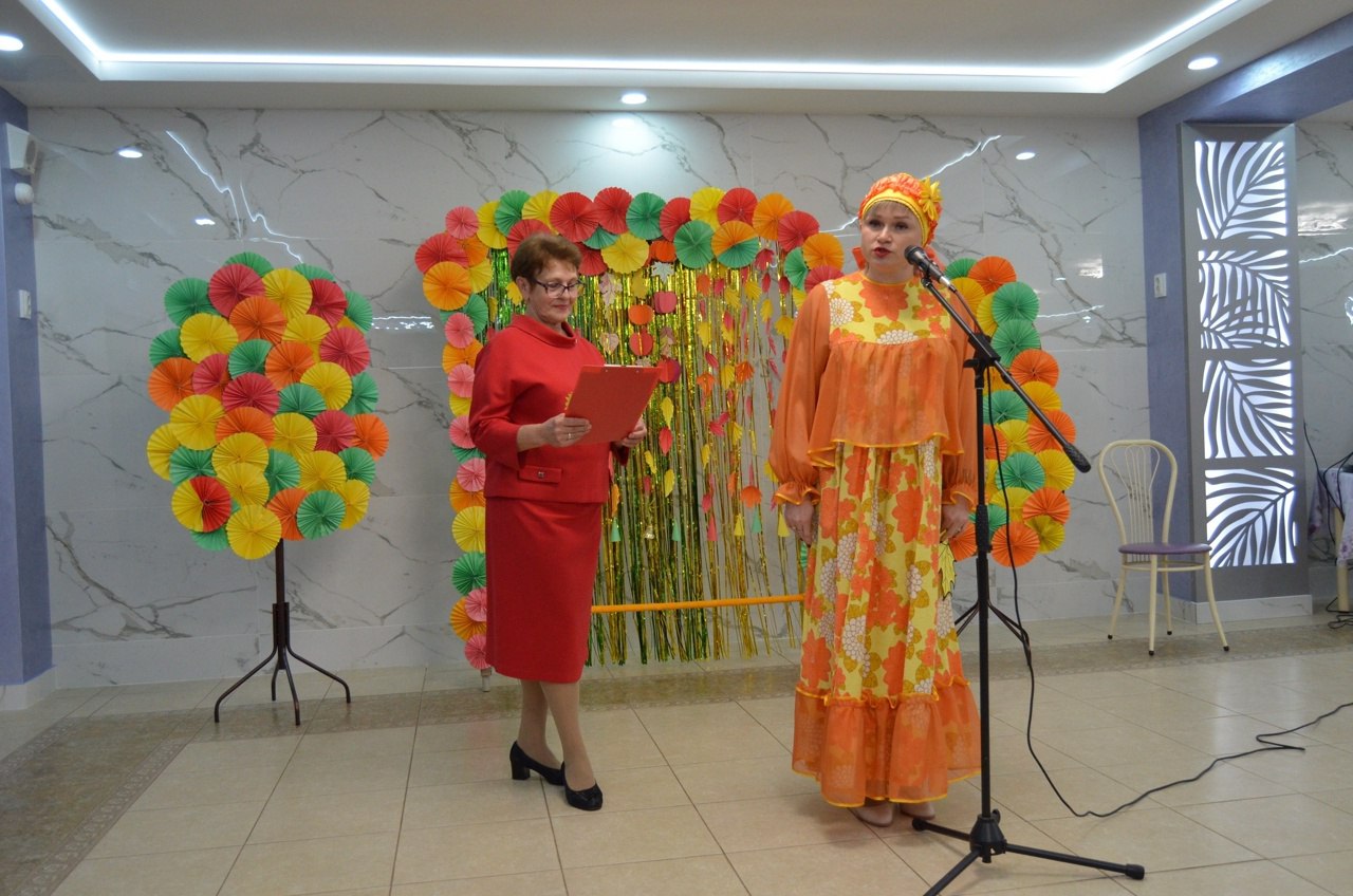 Осенний бал в Щигровском доме социального обслуживания – это всегда особенное событие, наполненное теплом и радостью, несмотря на прохладу за окнами Осенний бал в Щигровском доме социального обслуживания – это всегда особенное событие, наполненное теплом и радостью, несмотря на прохладу за окнами