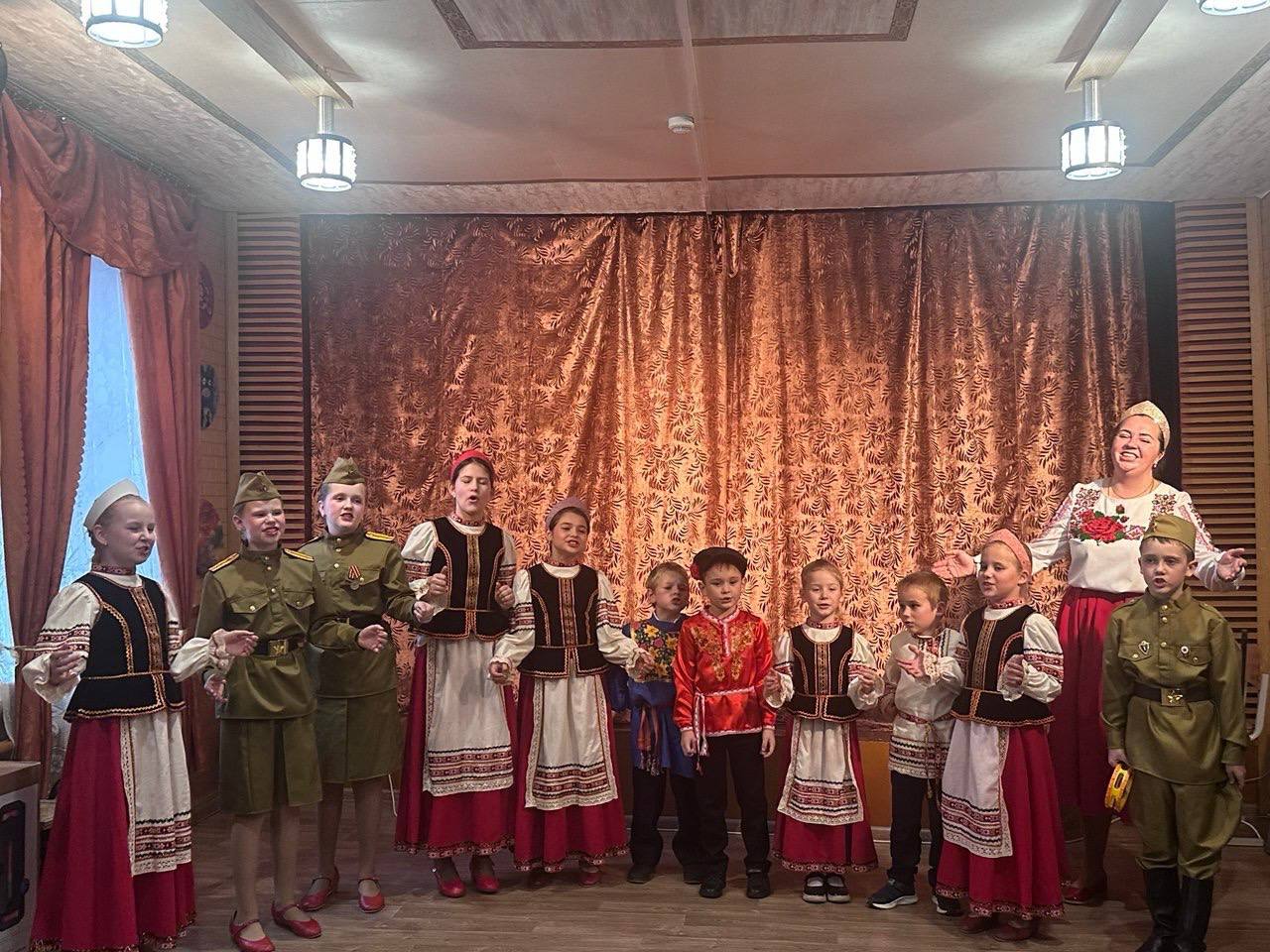 Свободинский Дом детского творчества отмечает 60-летний юбилей Свободинский Дом детского творчества отмечает 60-летний юбилей