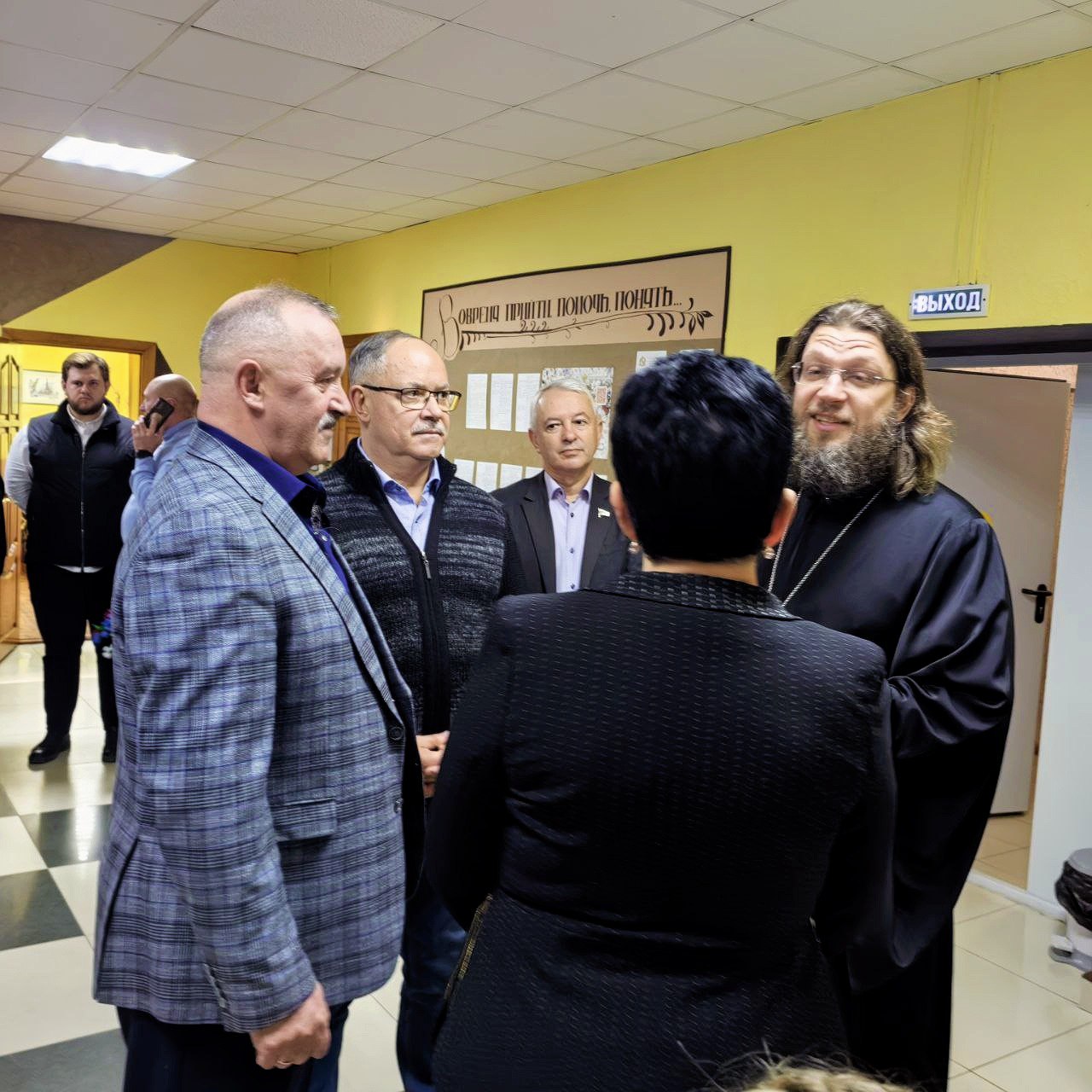 Юрий Астахов: Визит в «Импульс»: традиция внимания и забота