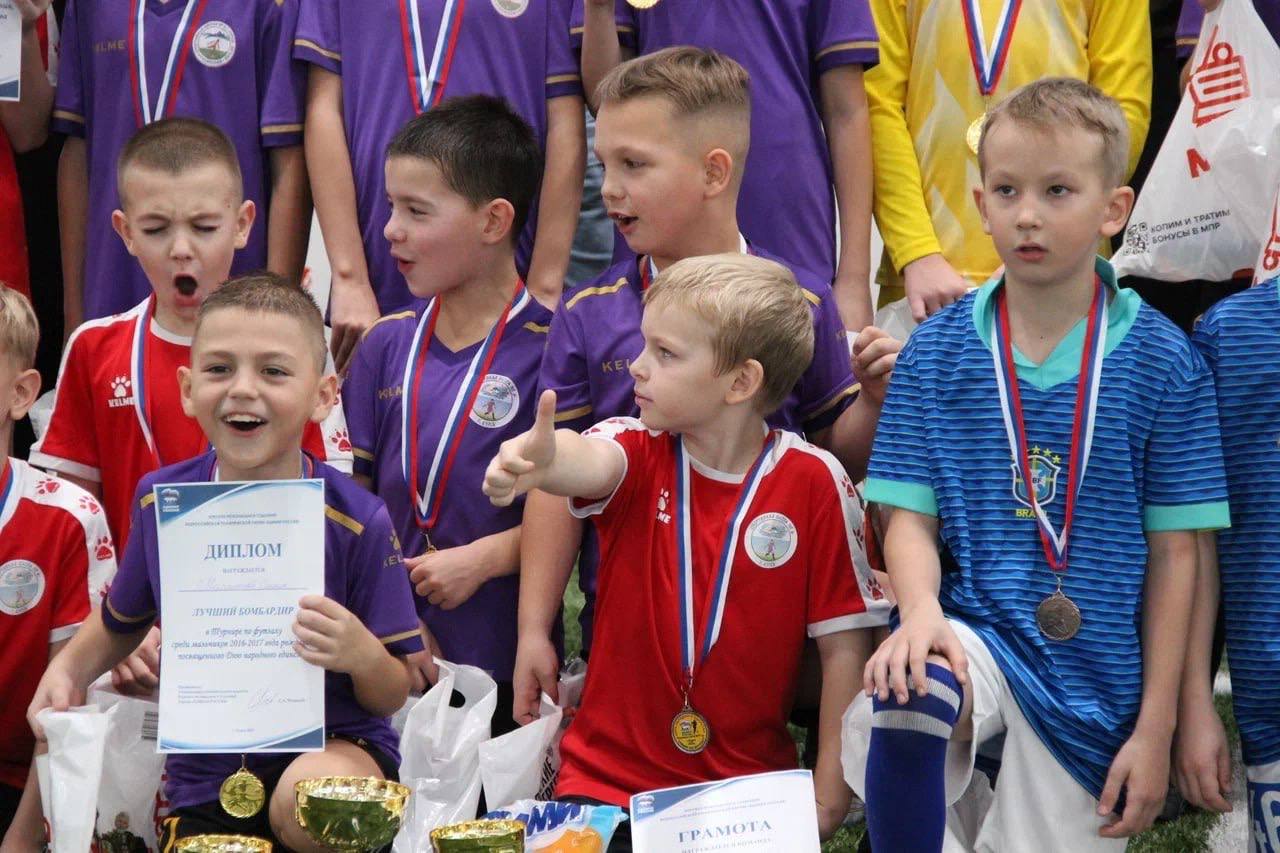 Единороссы организовали спортивный турнир на призы партии Единороссы организовали спортивный турнир на призы партии