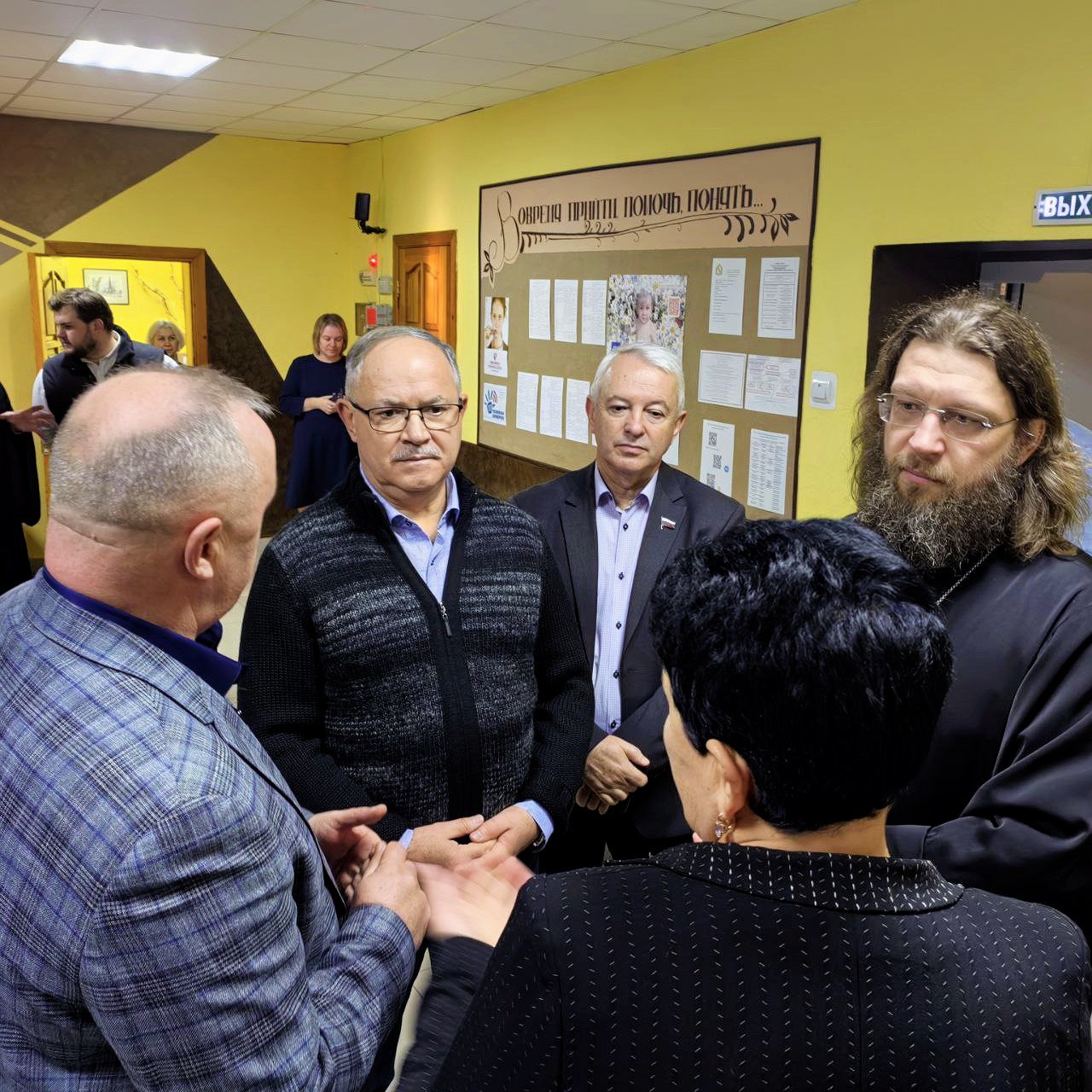 Юрий Астахов: Визит в «Импульс»: традиция внимания и забота Юрий Астахов: Визит в «Импульс»: традиция внимания и забота