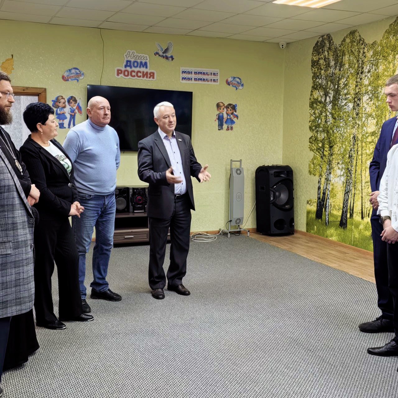 Юрий Астахов: Визит в «Импульс»: традиция внимания и забота Юрий Астахов: Визит в «Импульс»: традиция внимания и забота