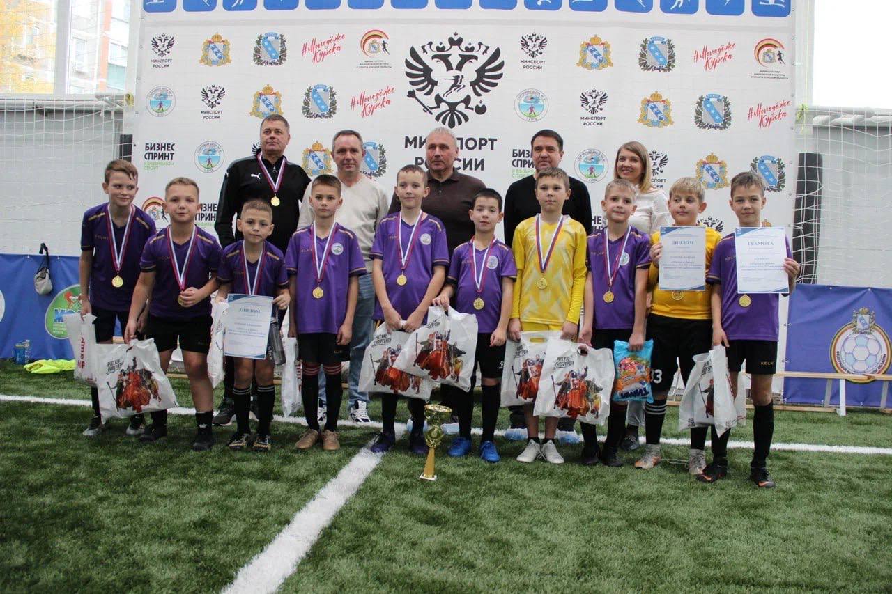 Единороссы организовали спортивный турнир на призы партии Единороссы организовали спортивный турнир на призы партии