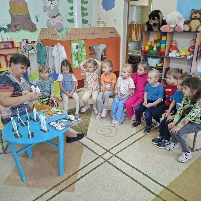 4 ноября Россия отмечает День народного единства 4 ноября Россия отмечает День народного единства