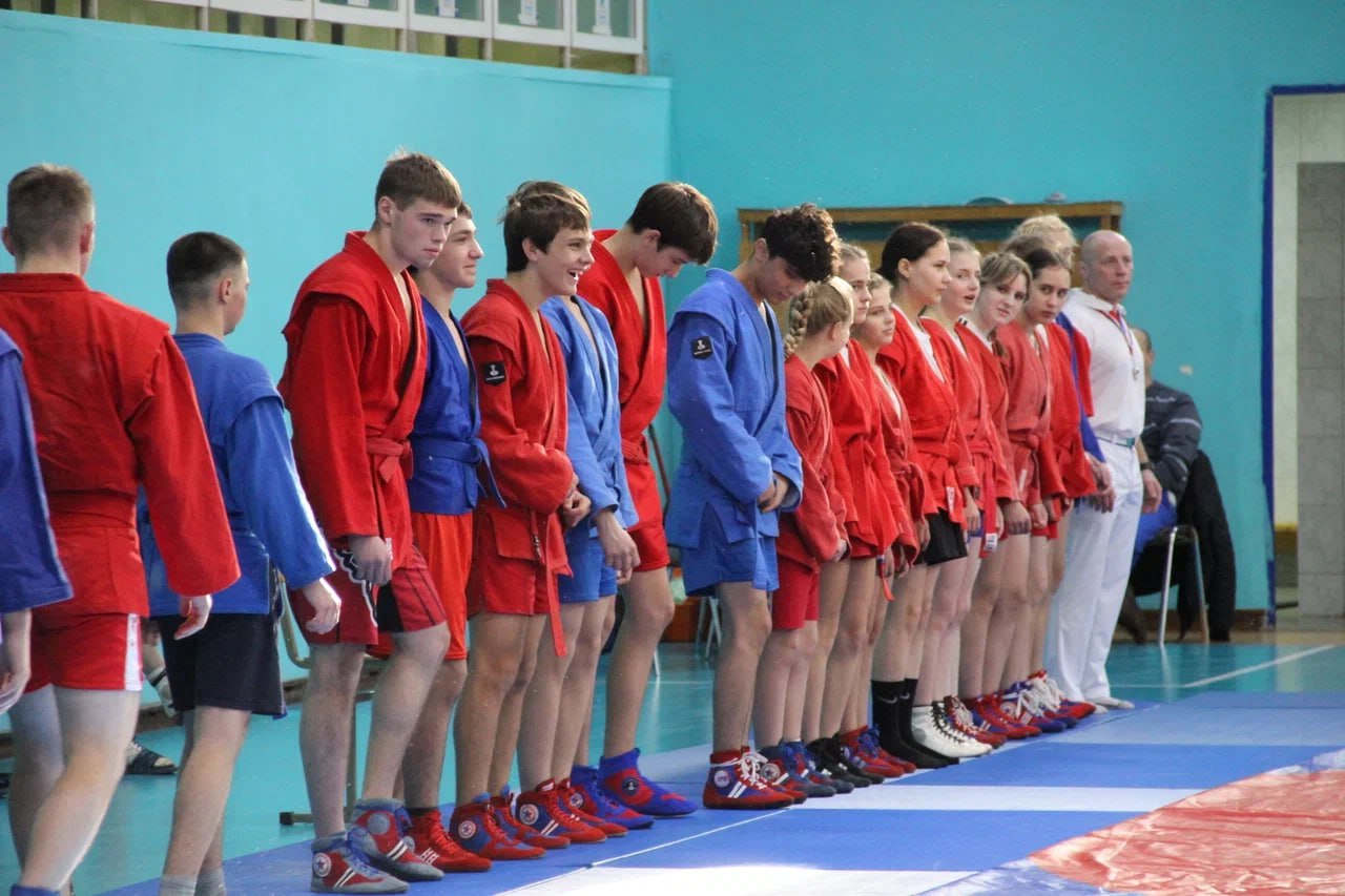 В День народного единства в Юго-Западном государственном университете прошло первенство Курской области по самбо В День народного единства в Юго-Западном государственном университете прошло первенство Курской области по самбо