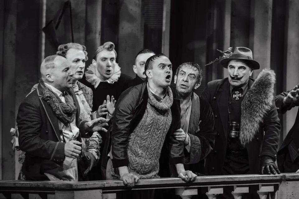 «Ревизор» покорил Курск и не только «Ревизор» покорил Курск и не только