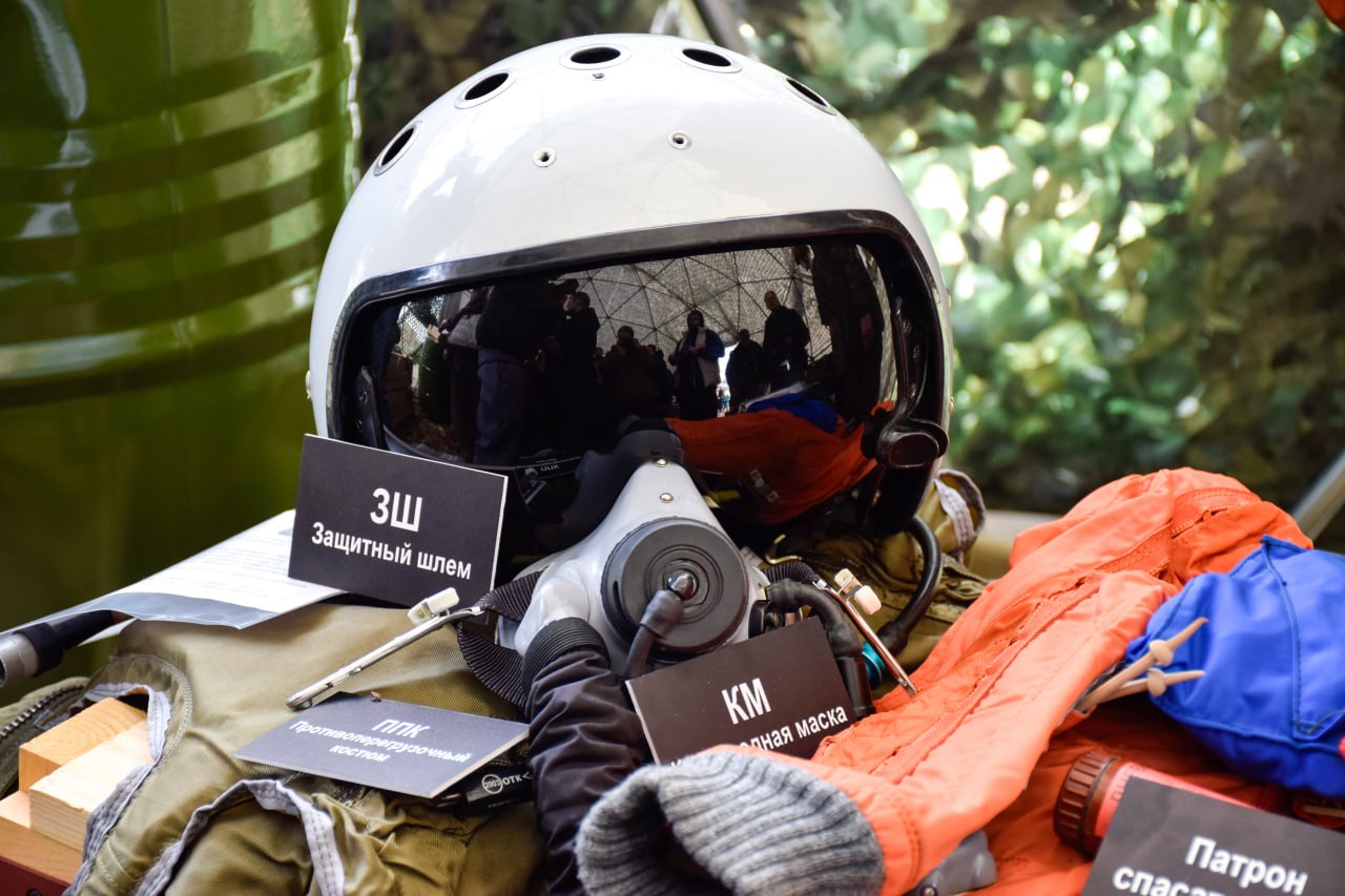 Сегодня специалисты ТИЦ Курской области продолжали проводить экскурсии по выставке «Поток» на Полугоре Сегодня специалисты ТИЦ Курской области продолжали проводить экскурсии по выставке «Поток» на Полугоре