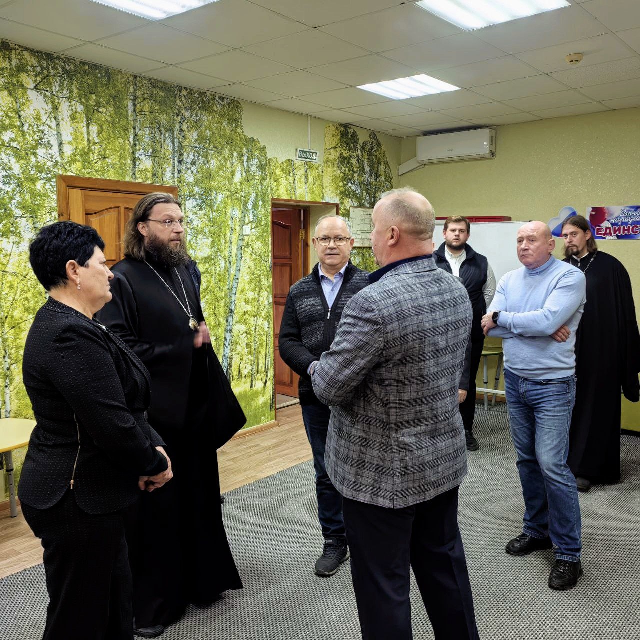 Юрий Астахов: Визит в «Импульс»: традиция внимания и забота Юрий Астахов: Визит в «Импульс»: традиция внимания и забота