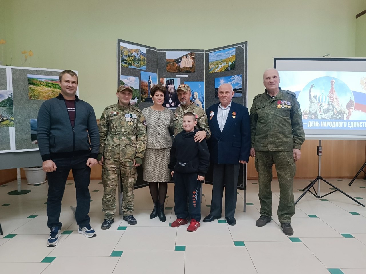 "Солдатский привал: песни и истории единства" "Солдатский привал: песни и истории единства"