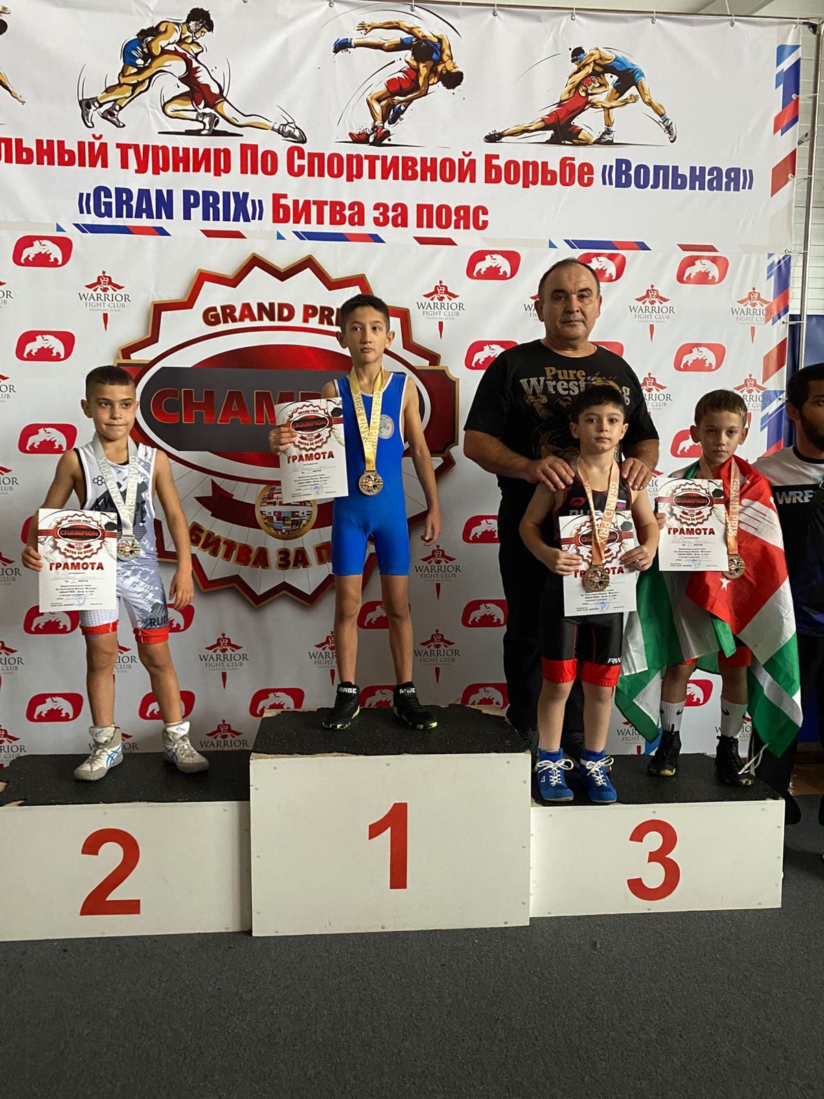 2 ноября 2025 года в Воронежской области прошел Межрегиональный турнир по вольной борьбе среди юношей и девушек 2 ноября 2025 года в Воронежской области прошел Межрегиональный турнир по вольной борьбе среди юношей и девушек