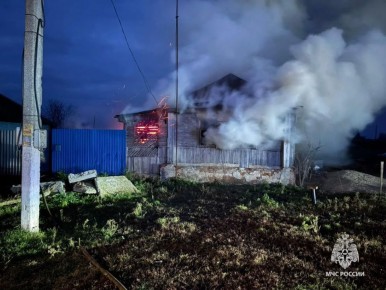 39-летний мужчина погиб при пожаре в Рыльском районе