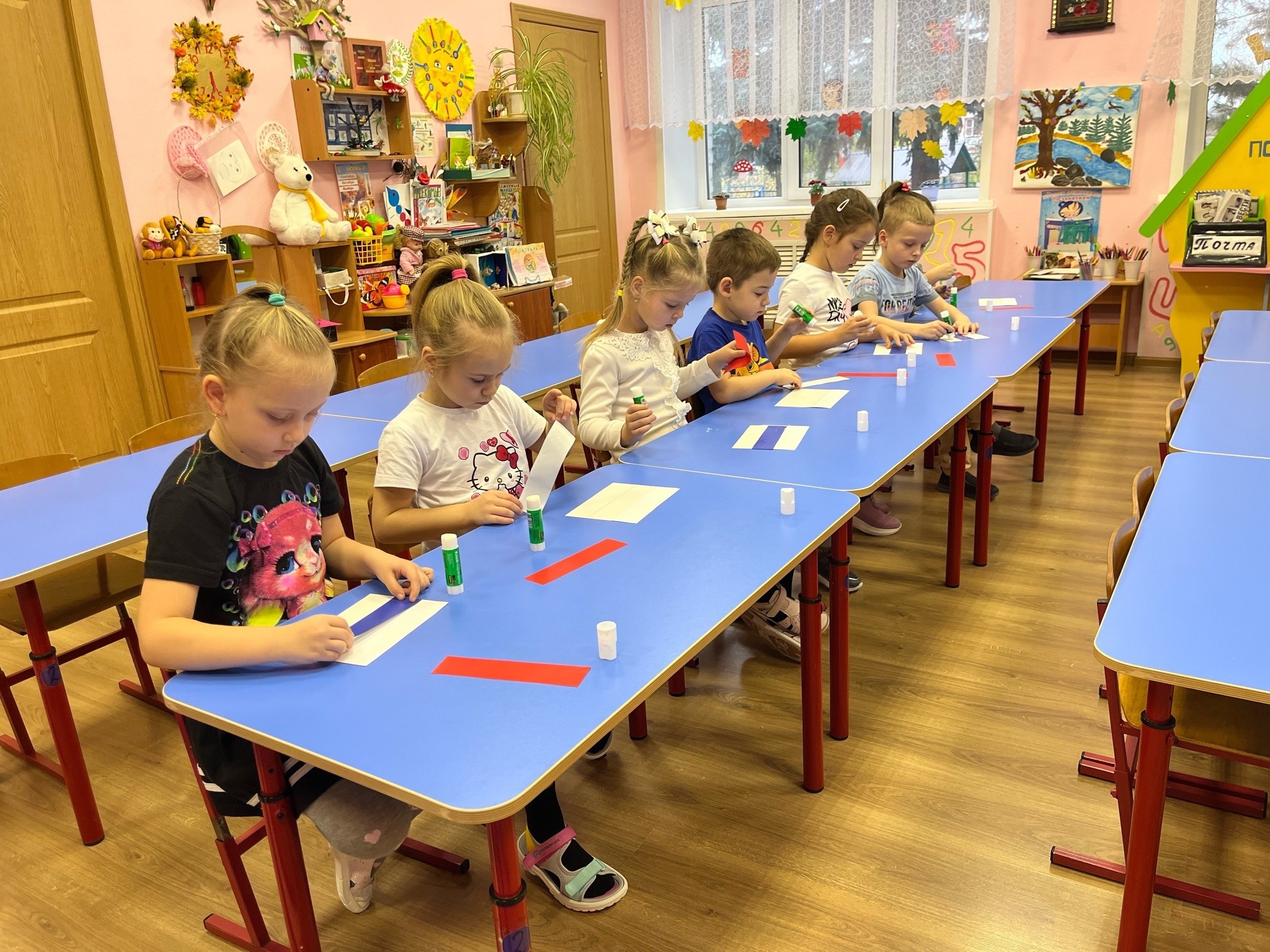 День народного единства — праздник, объединяющий сердца всех россиян! День народного единства — праздник, объединяющий сердца всех россиян!