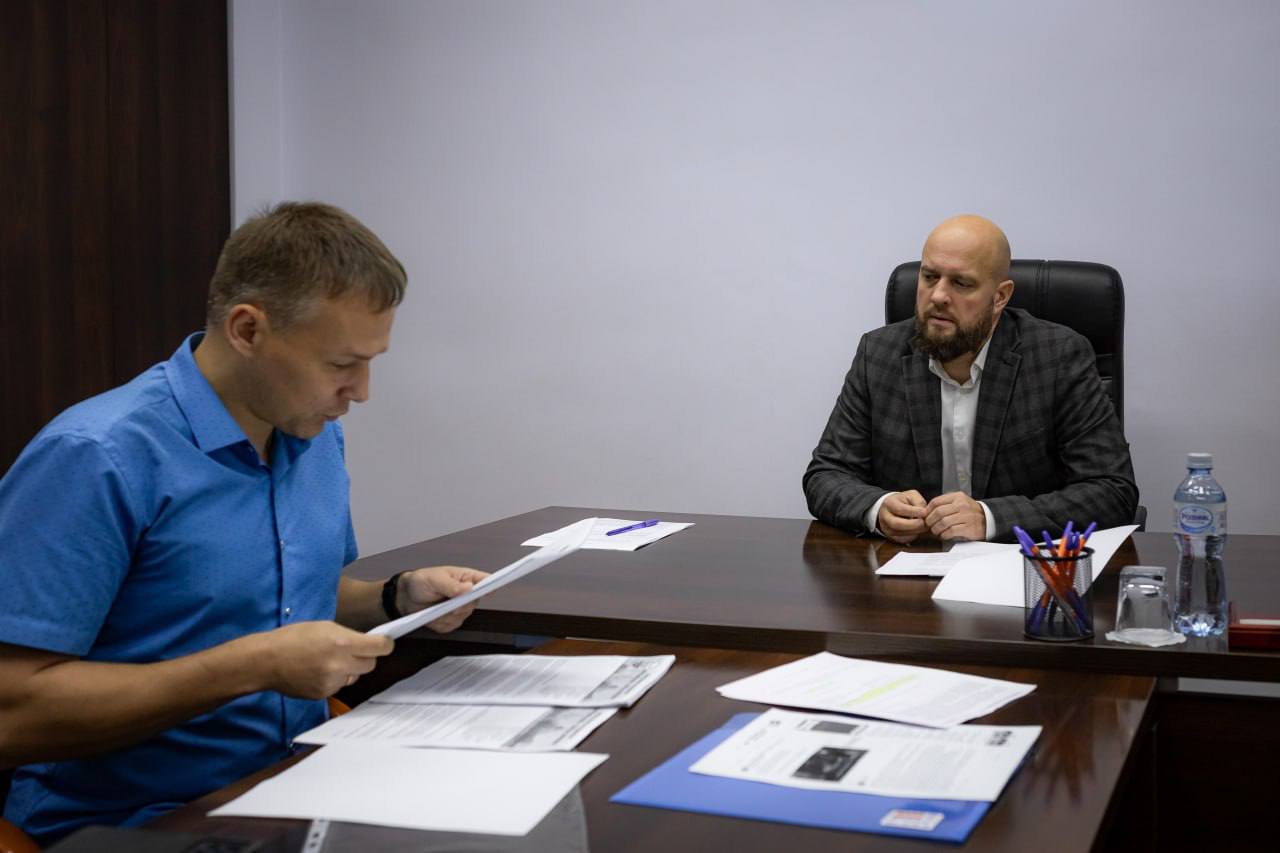 Евгений Маслов ответил на острые вопросы курян о ЖКХ