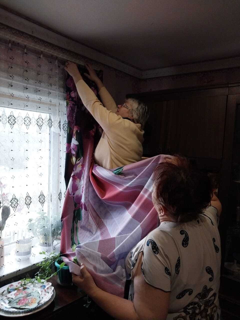 В рамках акции «Забота в каждый дом» волонтёры Льговского межрайонного центра социального обслуживания активно помогают получателям социальных услуг Центра В рамках акции «Забота в каждый дом» волонтёры Льговского межрайонного центра социального обслуживания активно помогают получателям социальных услуг Центра