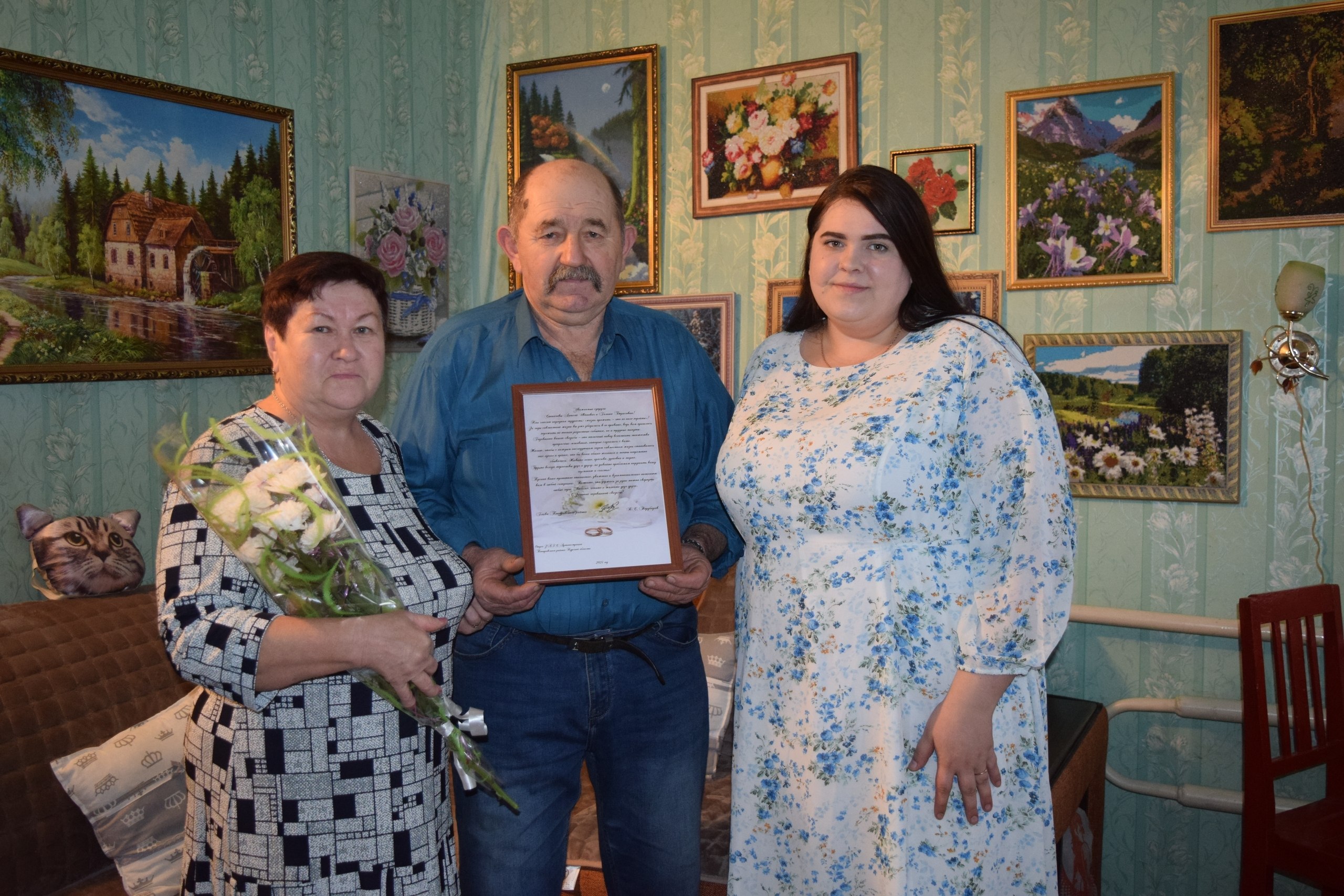 Сегодня Алексей Иванович и Галина Борисовна Стекачевы из посёлка Возы отмечают 50-летие своей супружеской жизни Сегодня Алексей Иванович и Галина Борисовна Стекачевы из посёлка Возы отмечают 50-летие своей супружеской жизни