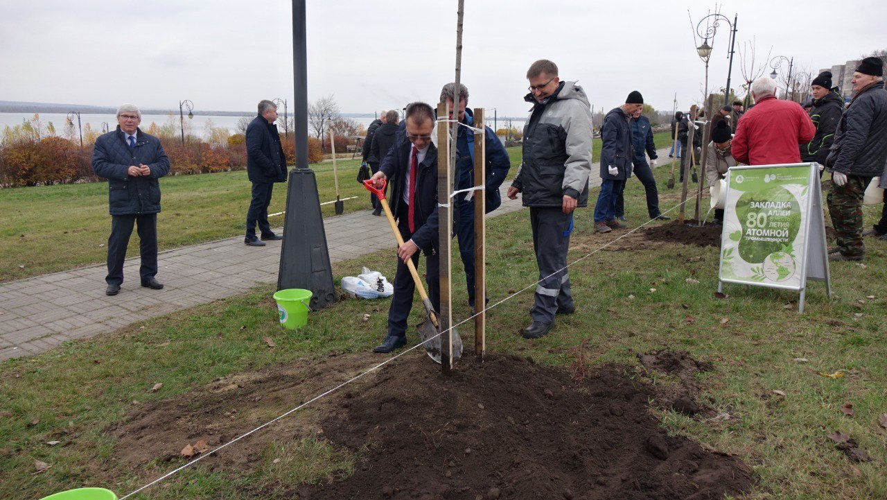 Игорь Корпунков: В этом году наша страна отмечает два великих юбилея - 80-летие Победы в Великой Отечественной войне и 80-летие атомной промышленности России! Игорь Корпунков: В этом году наша страна отмечает два великих юбилея - 80-летие Победы в Великой Отечественной войне и 80-летие атомной промышленности России!