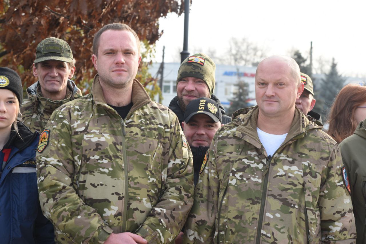 Тысячи ветеранов специальной военной операции во всех регионах страны приняли участие в праздничных мероприятиях в честь Дня народного единства Тысячи ветеранов специальной военной операции во всех регионах страны приняли участие в праздничных мероприятиях в честь Дня народного единства