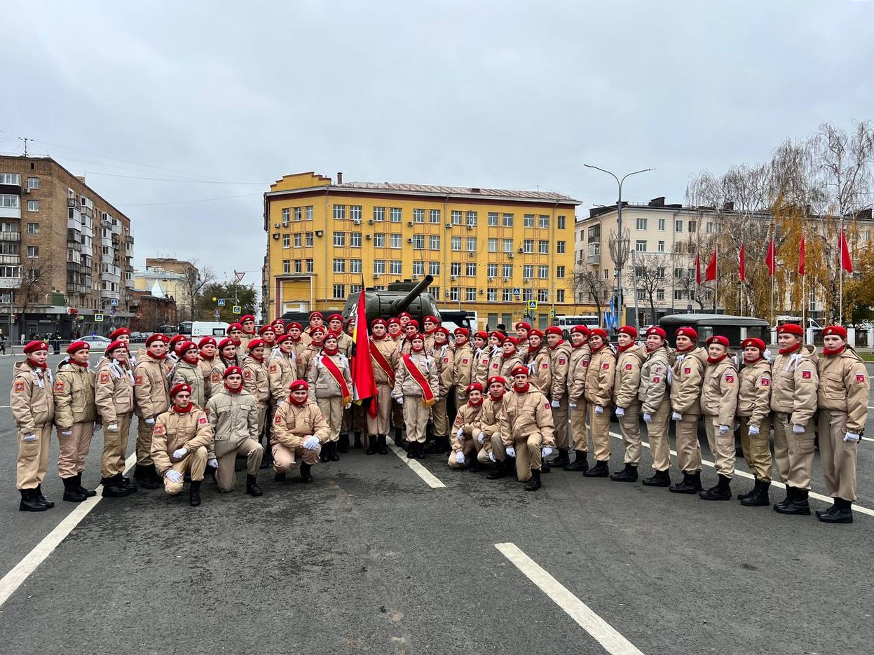 55 представителей «Юнармии» из Курской области отправились в Самару для участия во Всероссийском патриотическом проекте «Парад Памяти»