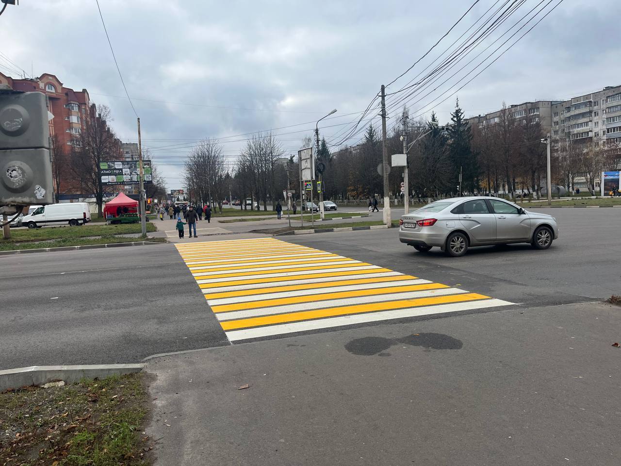 В Железногорске на улице Димитрова обновляют дорожную разметку В Железногорске на улице Димитрова обновляют дорожную разметку