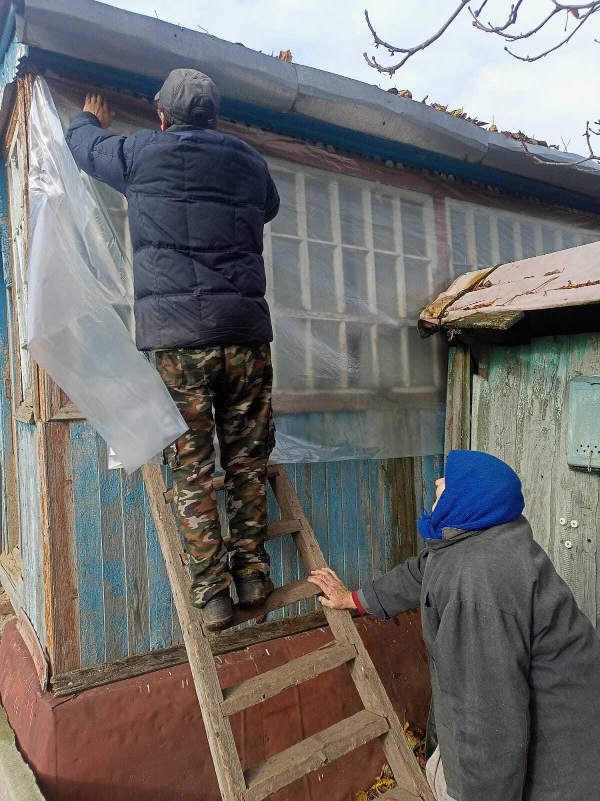 В рамках акции «Забота в каждый дом» волонтёры Льговского межрайонного центра социального обслуживания активно помогают получателям социальных услуг Центра В рамках акции «Забота в каждый дом» волонтёры Льговского межрайонного центра социального обслуживания активно помогают получателям социальных услуг Центра