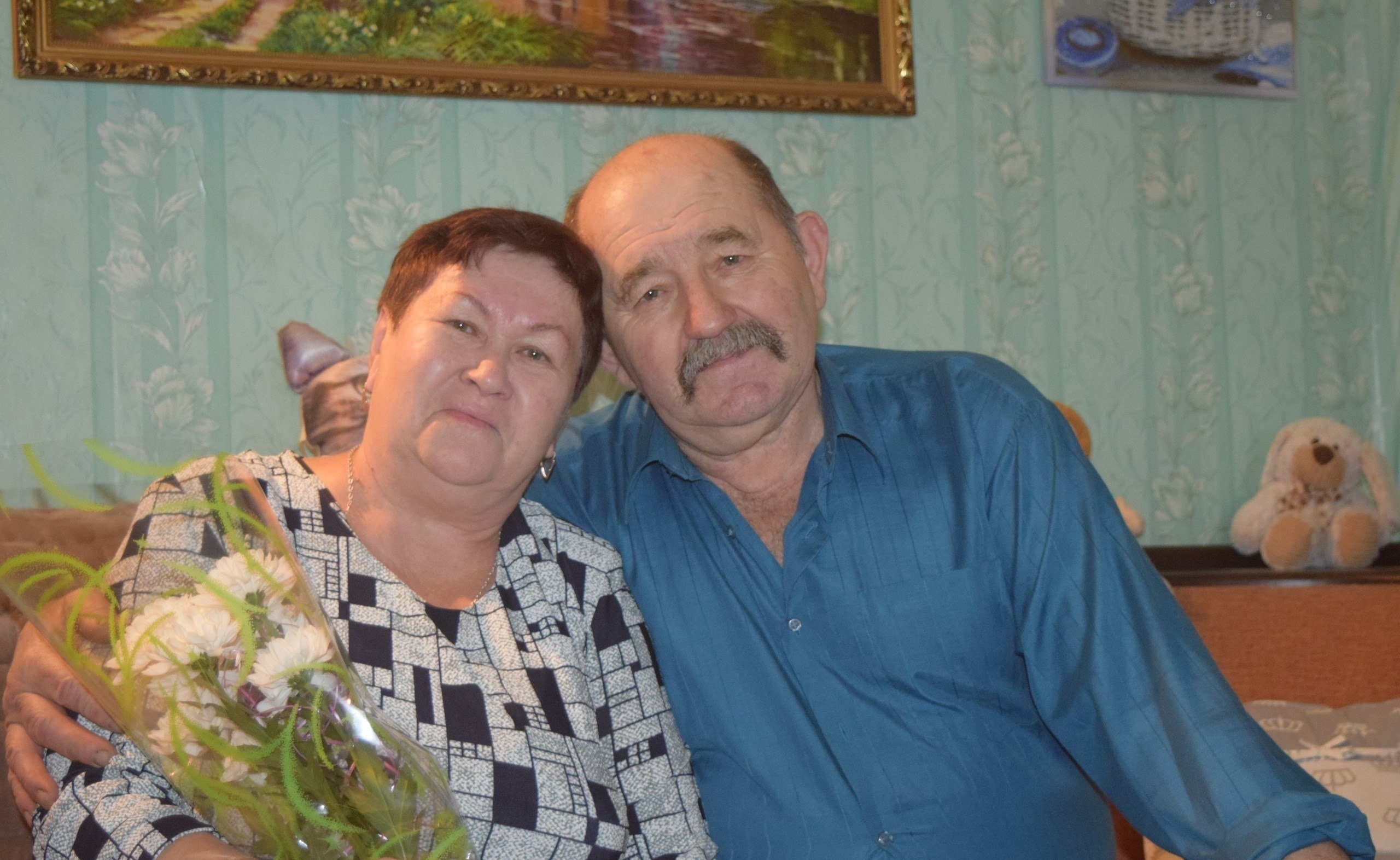 Сегодня Алексей Иванович и Галина Борисовна Стекачевы из посёлка Возы отмечают 50-летие своей супружеской жизни