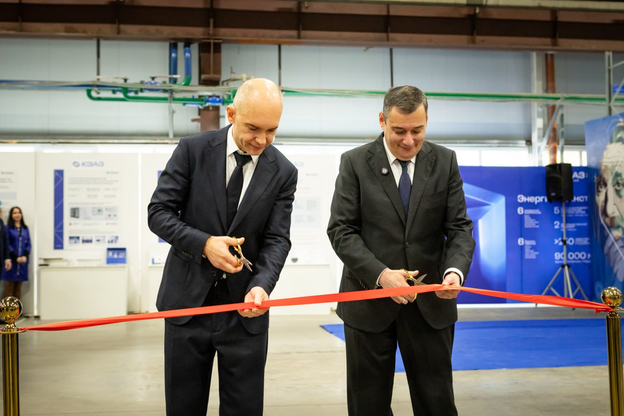 Евгений Маслов: Курский электроаппаратный завод отмечает 80-летие Евгений Маслов: Курский электроаппаратный завод отмечает 80-летие