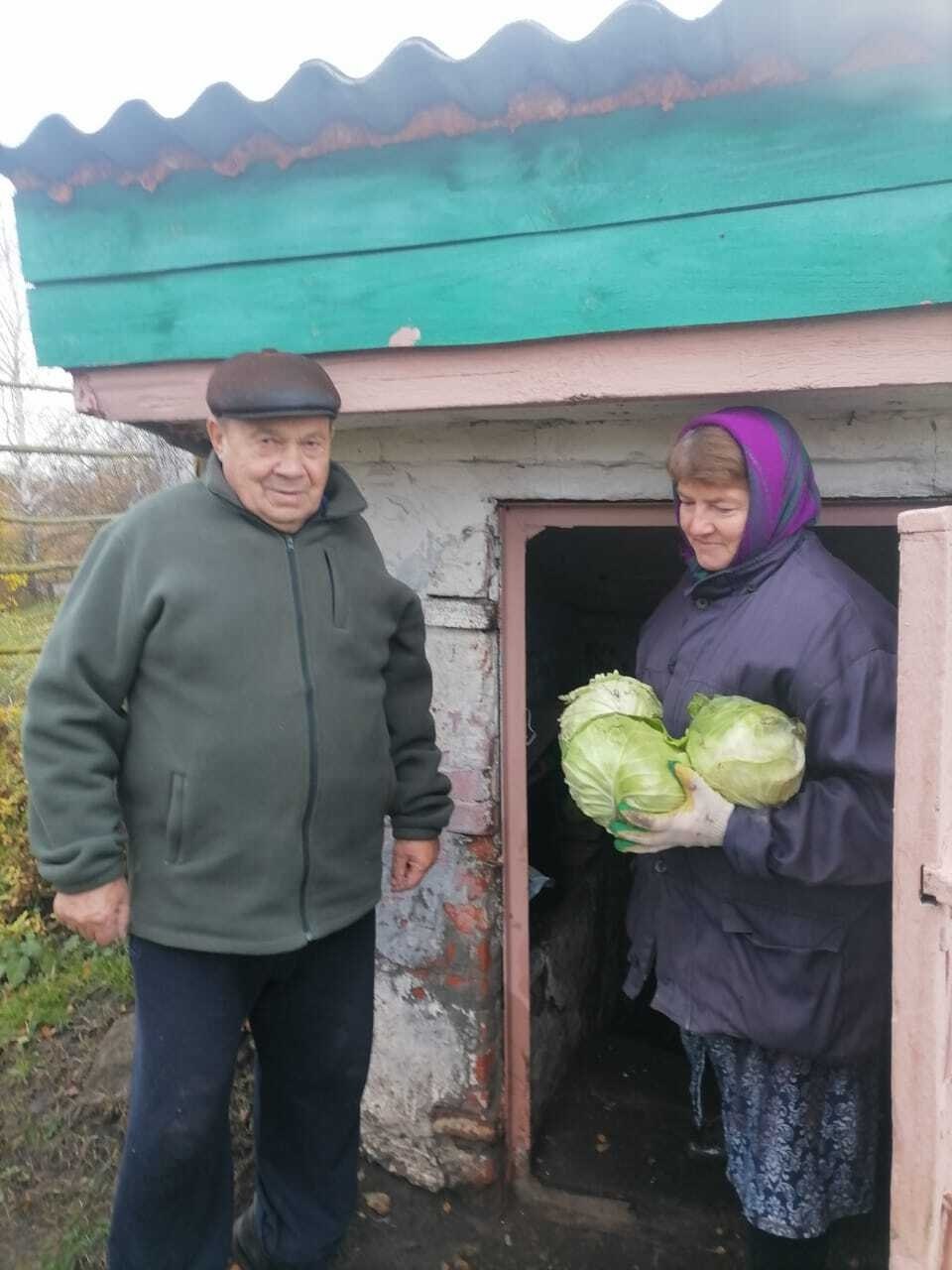 В рамках акции «Забота в каждый дом» волонтёры Льговского межрайонного центра социального обслуживания активно помогают получателям социальных услуг Центра В рамках акции «Забота в каждый дом» волонтёры Льговского межрайонного центра социального обслуживания активно помогают получателям социальных услуг Центра