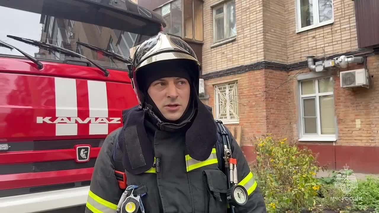 В многоквартирном доме на улице Ленина вспыхнул пожар