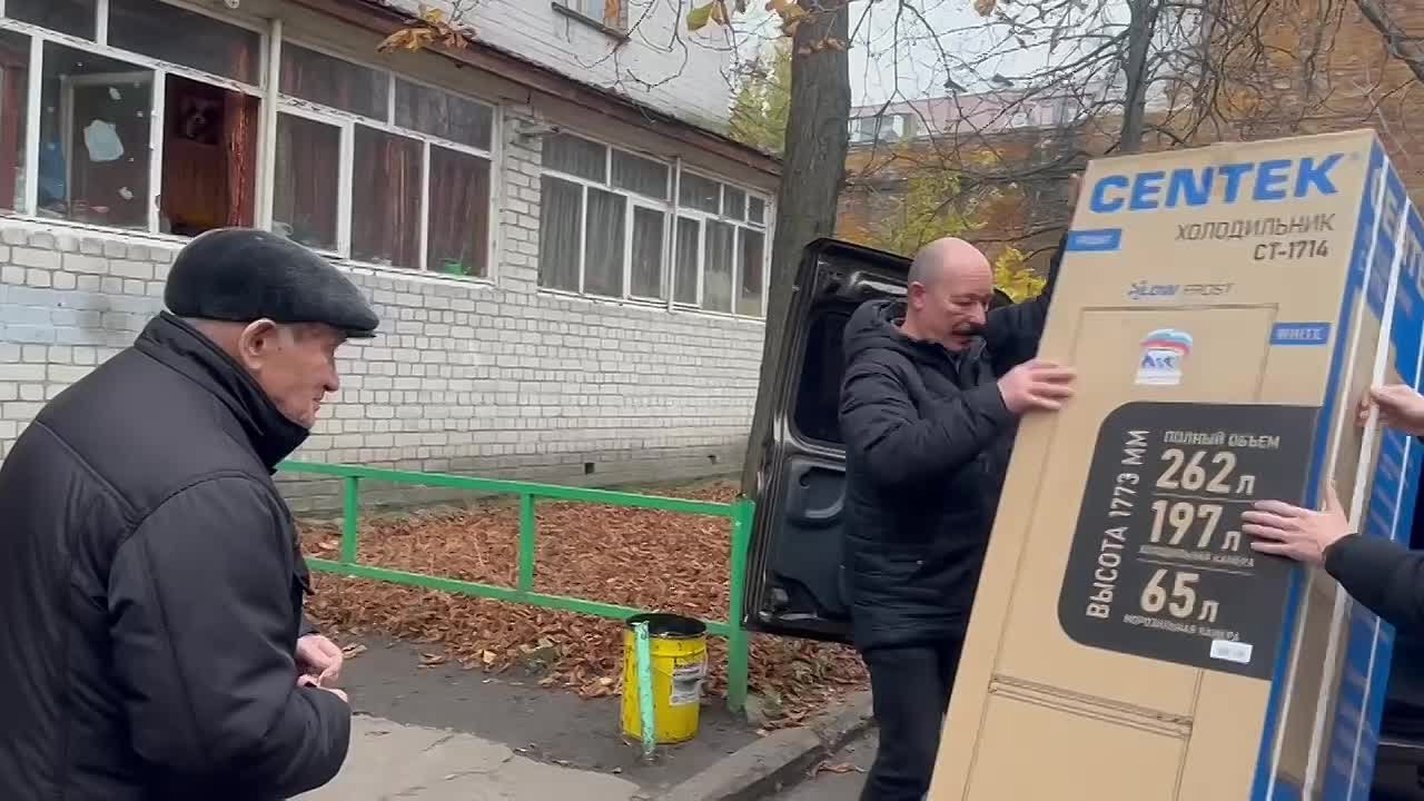 Подарок от «Единой России» ветерану доставлен