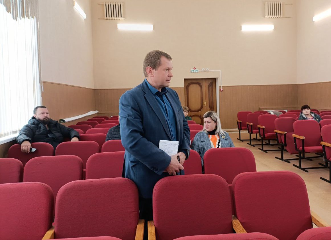 С новосельем!. Администрацией Черемисиновского района продолжается работа по обеспечению жильём детей-сирот достигших совершеннолетия С новосельем!. Администрацией Черемисиновского района продолжается работа по обеспечению жильём детей-сирот достигших совершеннолетия