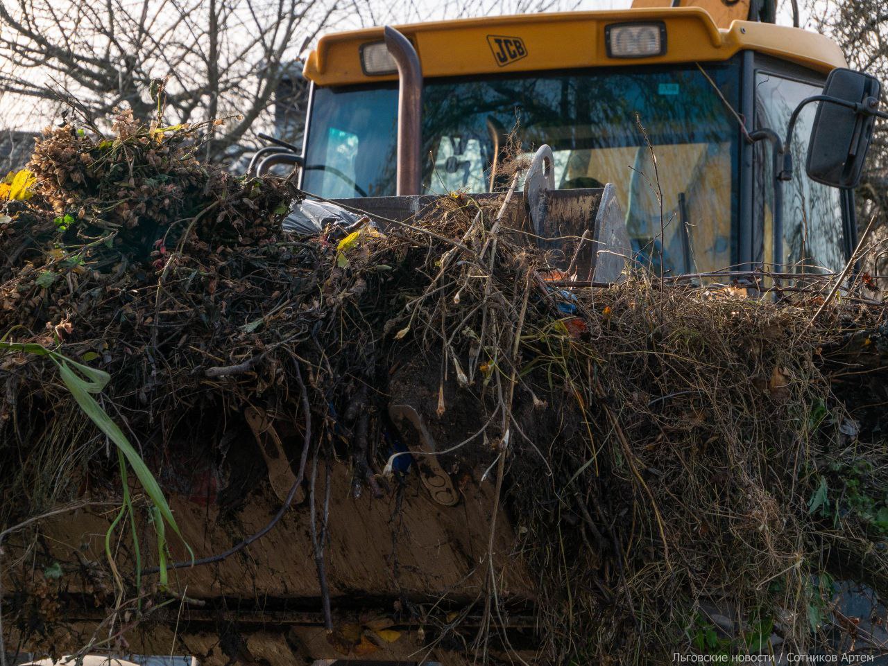 Алексей Клемешов: На протяжении двух дней, благодаря содействию организаций, расположенных на территории города, и личному участию индивидуальных предпринимателей, были убраны несанкционированные свалки на контейнерных... Алексей Клемешов: На протяжении двух дней, благодаря содействию организаций, расположенных на территории города, и личному участию индивидуальных предпринимателей, были убраны несанкционированные свалки на контейнерных...