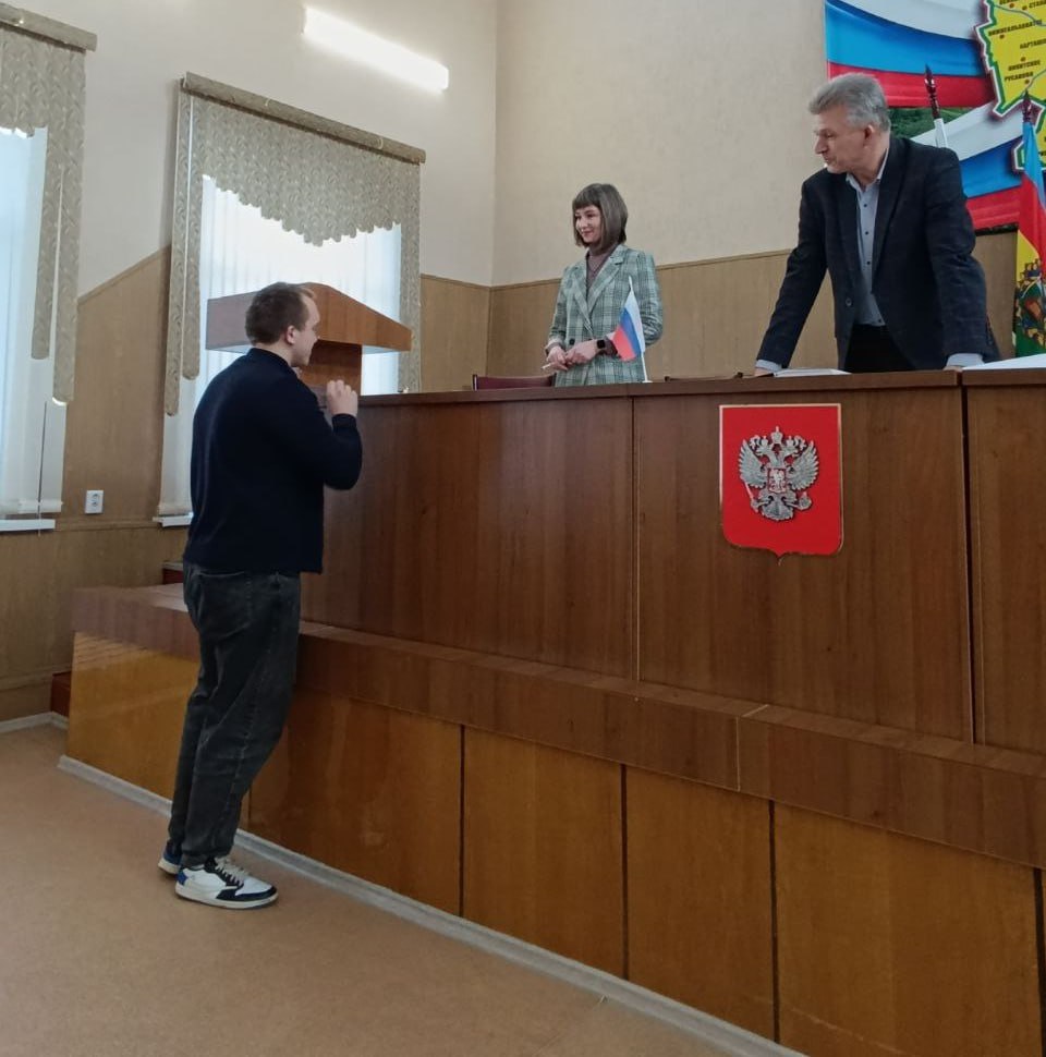 С новосельем!. Администрацией Черемисиновского района продолжается работа по обеспечению жильём детей-сирот достигших совершеннолетия С новосельем!. Администрацией Черемисиновского района продолжается работа по обеспечению жильём детей-сирот достигших совершеннолетия