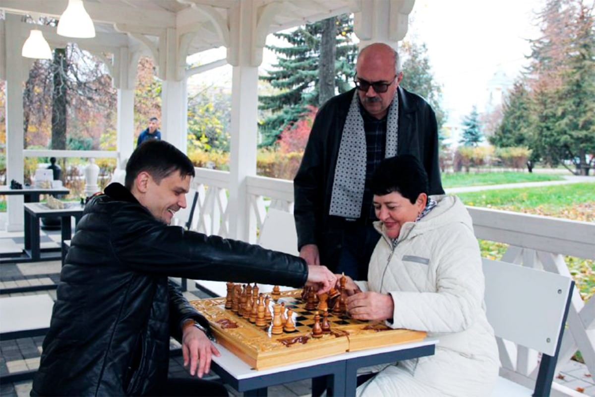 Ольга Германова: С легкой руки нашего Губернатора Александра Евсеевича Хинштейна Курск вполне может стать шахматной столицей Ольга Германова: С легкой руки нашего Губернатора Александра Евсеевича Хинштейна Курск вполне может стать шахматной столицей