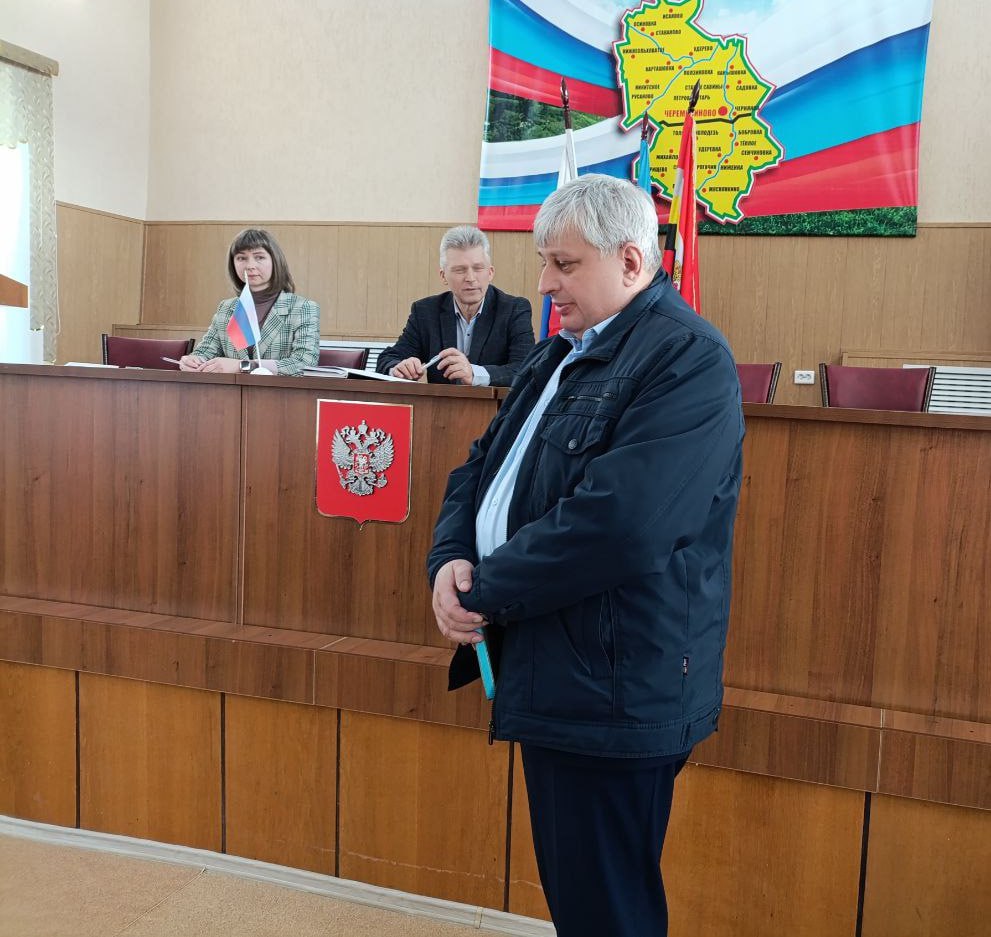 С новосельем!. Администрацией Черемисиновского района продолжается работа по обеспечению жильём детей-сирот достигших совершеннолетия С новосельем!. Администрацией Черемисиновского района продолжается работа по обеспечению жильём детей-сирот достигших совершеннолетия