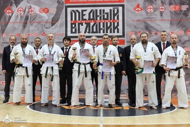 МЕДАЛИ «МЕДНОГО ВСАДНИКА». Курские спортсмены с триумфом выступили в Санкт-Петербурге на всероссийских соревнованиях по киокусинкай «Медный всадник» МЕДАЛИ «МЕДНОГО ВСАДНИКА». Курские спортсмены с триумфом выступили в Санкт-Петербурге на всероссийских соревнованиях по киокусинкай «Медный всадник»