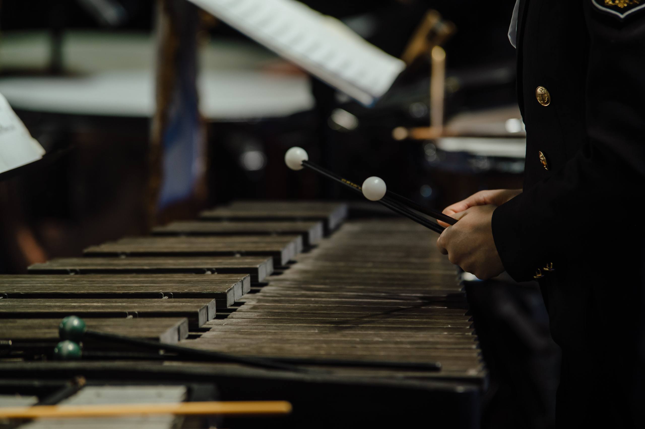 Александр Хинштейн: Музыка, которая погружает в другую Вселенную Александр Хинштейн: Музыка, которая погружает в другую Вселенную