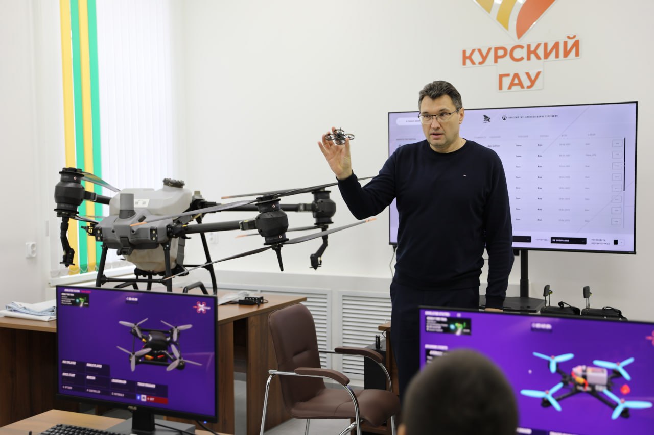 В Курской области завершился образовательный интенсив «Научная синергия: математика, физика и информатика» В Курской области завершился образовательный интенсив «Научная синергия: математика, физика и информатика»