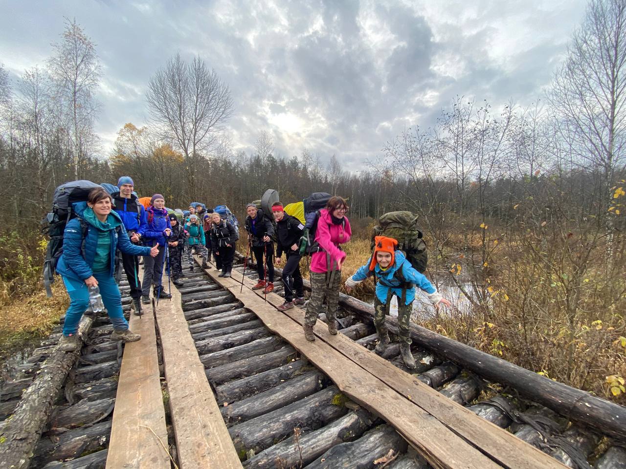 В Смоленской области курские школьники прошли «Дорогой детей войны» В Смоленской области курские школьники прошли «Дорогой детей войны»
