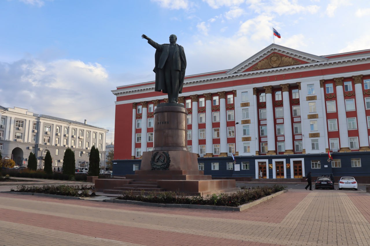 Утро радует солнцем. Желаем всем хорошего завершения рабочей недели и отличных выходных! Фото: Александр Баламутов Утро радует солнцем. Желаем всем хорошего завершения рабочей недели и отличных выходных! Фото: Александр Баламутов