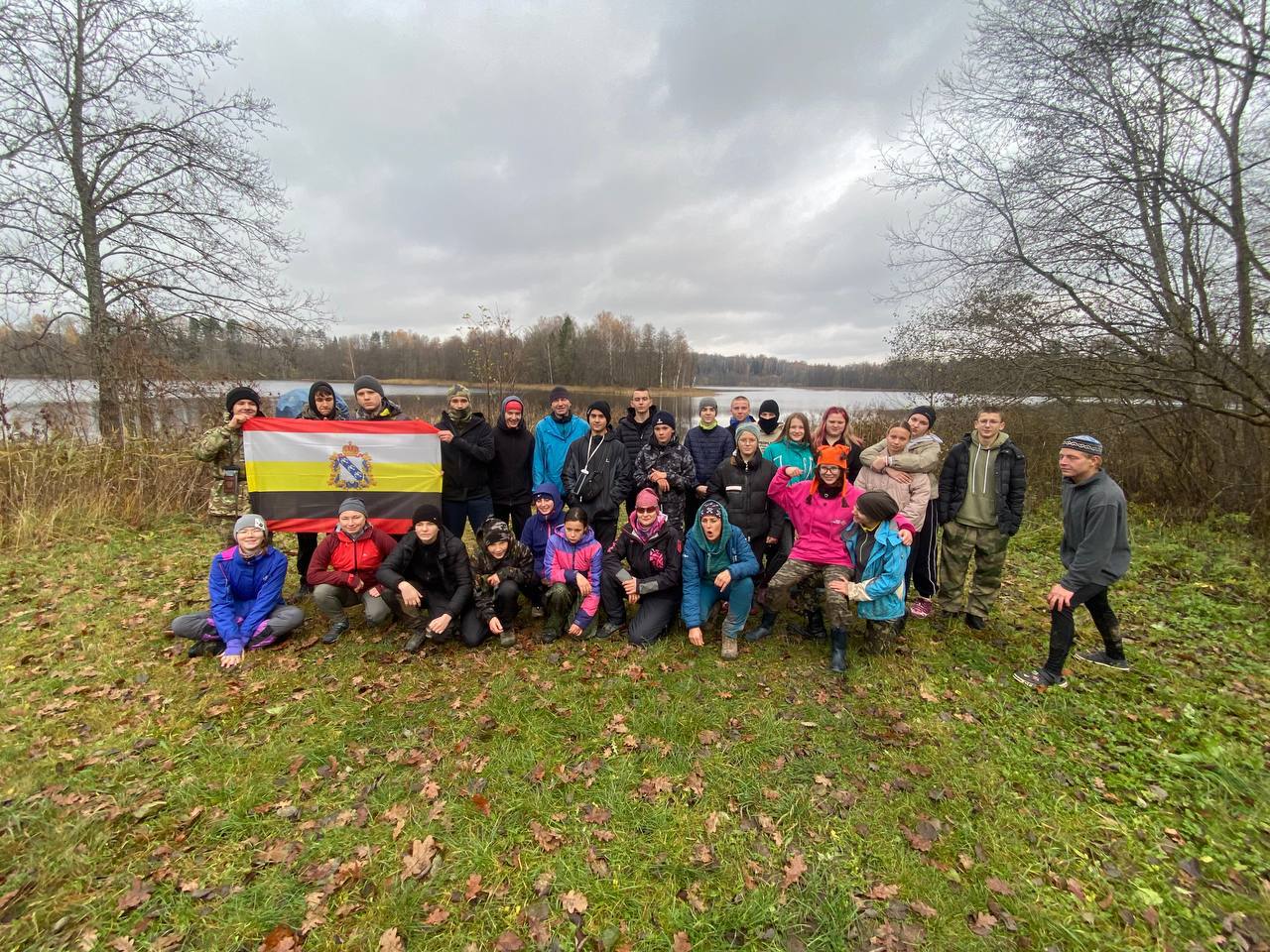 В Смоленской области курские школьники прошли «Дорогой детей войны» В Смоленской области курские школьники прошли «Дорогой детей войны»