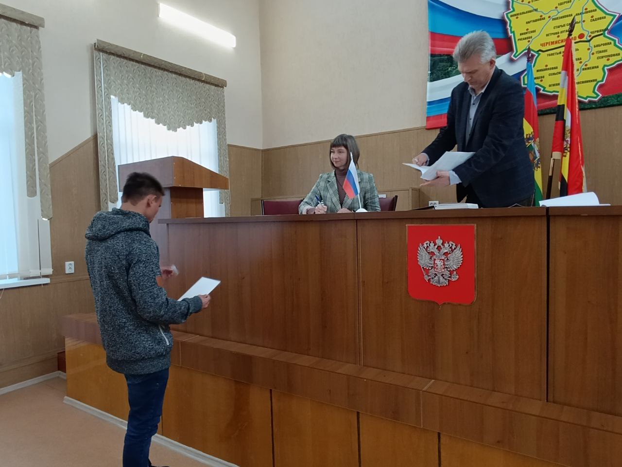 С новосельем!. Администрацией Черемисиновского района продолжается работа по обеспечению жильём детей-сирот достигших совершеннолетия С новосельем!. Администрацией Черемисиновского района продолжается работа по обеспечению жильём детей-сирот достигших совершеннолетия